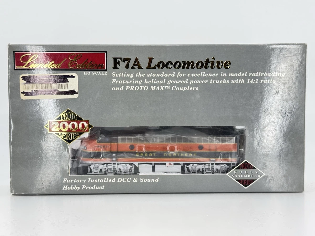 PROTO 2000 HO Diesel Locomotive Model Railroad Locomotives for