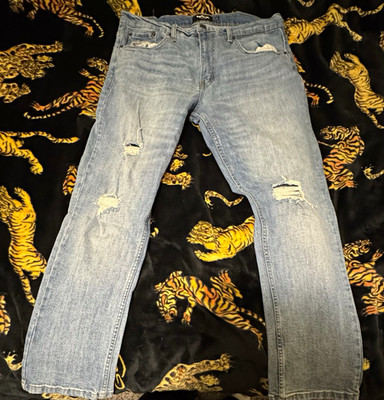 RSQ Men s Relaxed Taper Jeans 33x30 Light Wash Blue Distressed Denim