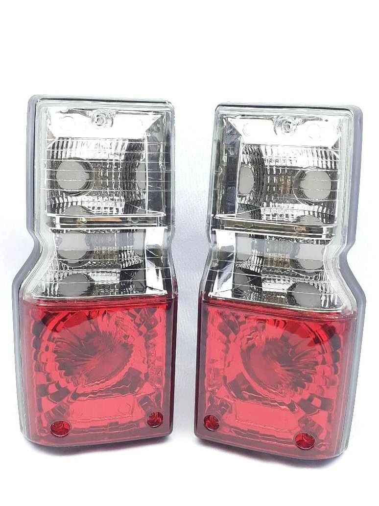 DAIHATSU FEROZA ROCKY SPORTRAK FOURTRAK TAIL LIGHT REAR LAMPS ASSY