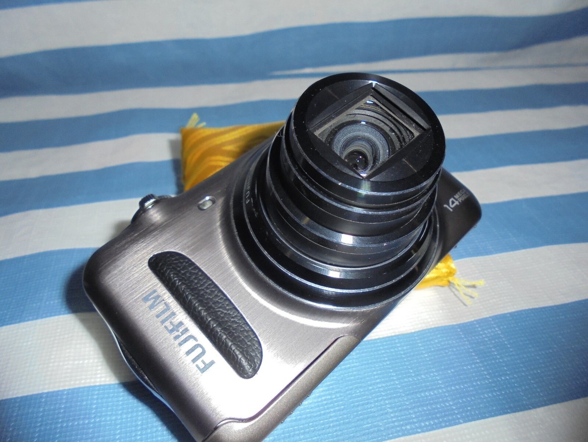 Fujifilm FinePix T300 Gunmetal,Exc,14MP,10x,f/3.4,3in from Fujifilm FinePix T300 Gunmetal,Exc,14MP,10x,f/3.4,3in from