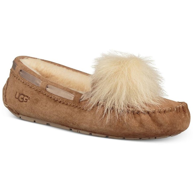 ugg dakota water resistant genuine sheepskin pompom slipper