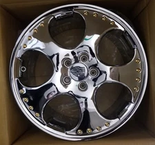 SET OF 4.  CHROME, 14X6 ,4X4.5, OFSSET 38mm. PLEASE CONTACT TO CONFIRM FITTING