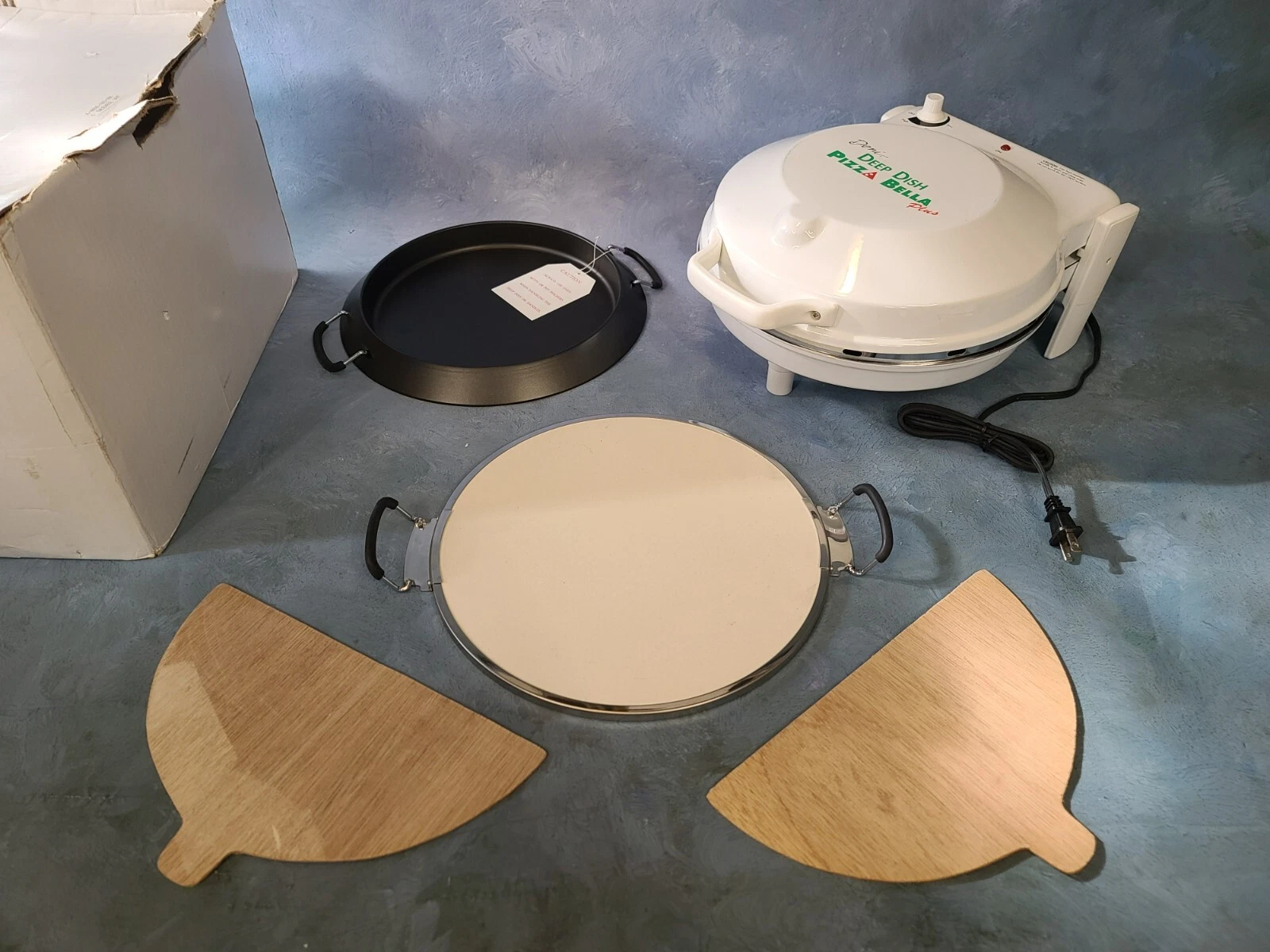 NEW Deni Deep Dish Pizza Bella Plus #2200 Oven With Stone & Pan 10" Ten Inches