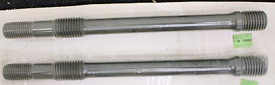 KSB 2 Stiftschrauben für Reaktor-Faltenbalg-Ventil NUCA320 Typ IV-310 DN50 