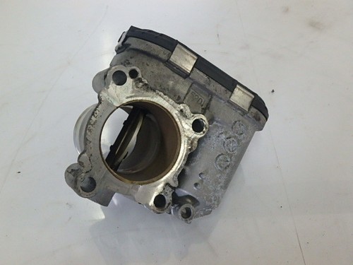 Drosselklappe Renault Megane II Scenic 2,0 dCi M9R700 8200330810