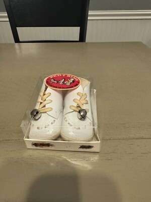 VINTAGE - BABY SHOES - ORIGINAL BOX - PED-I-KINS