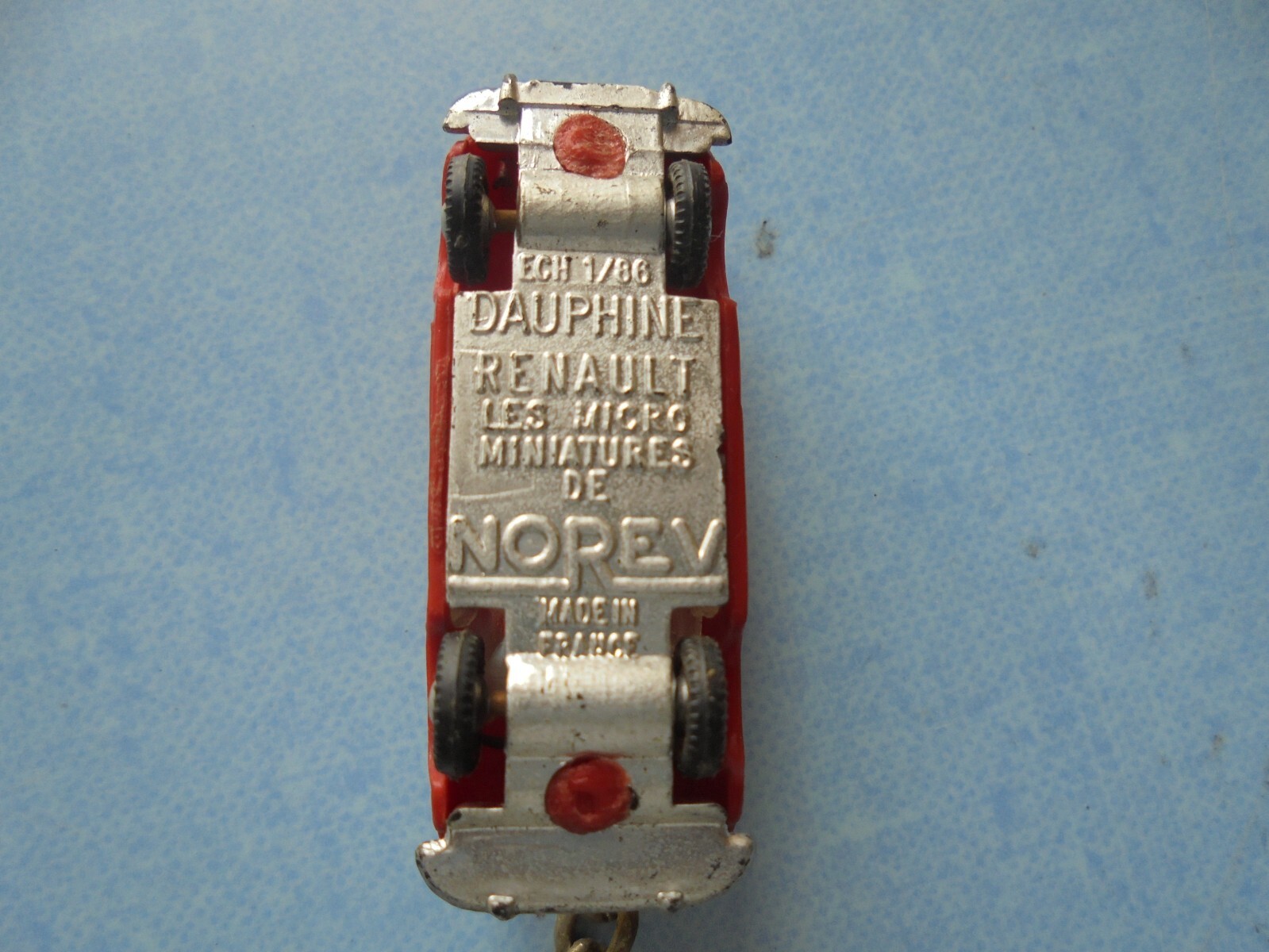 Porte clé Norev les micro miniatures Renault Dauphine eBay