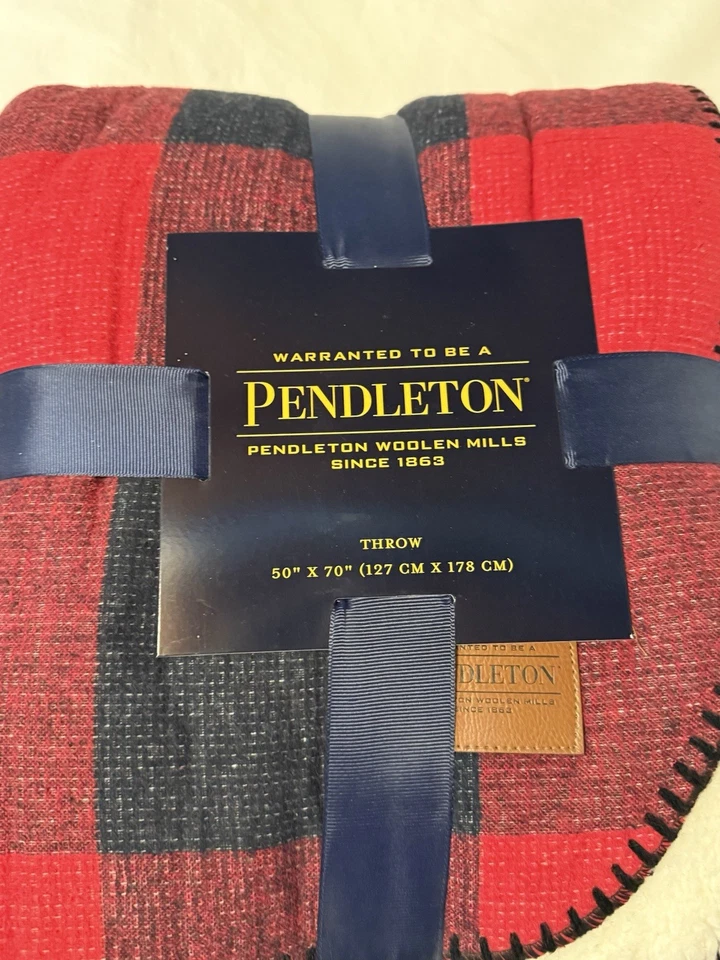 NWT Pendleton Throw Blanket Buffalo Check Plaid Red Black Plush Sherpa 50"x70" - Image 4 of 4