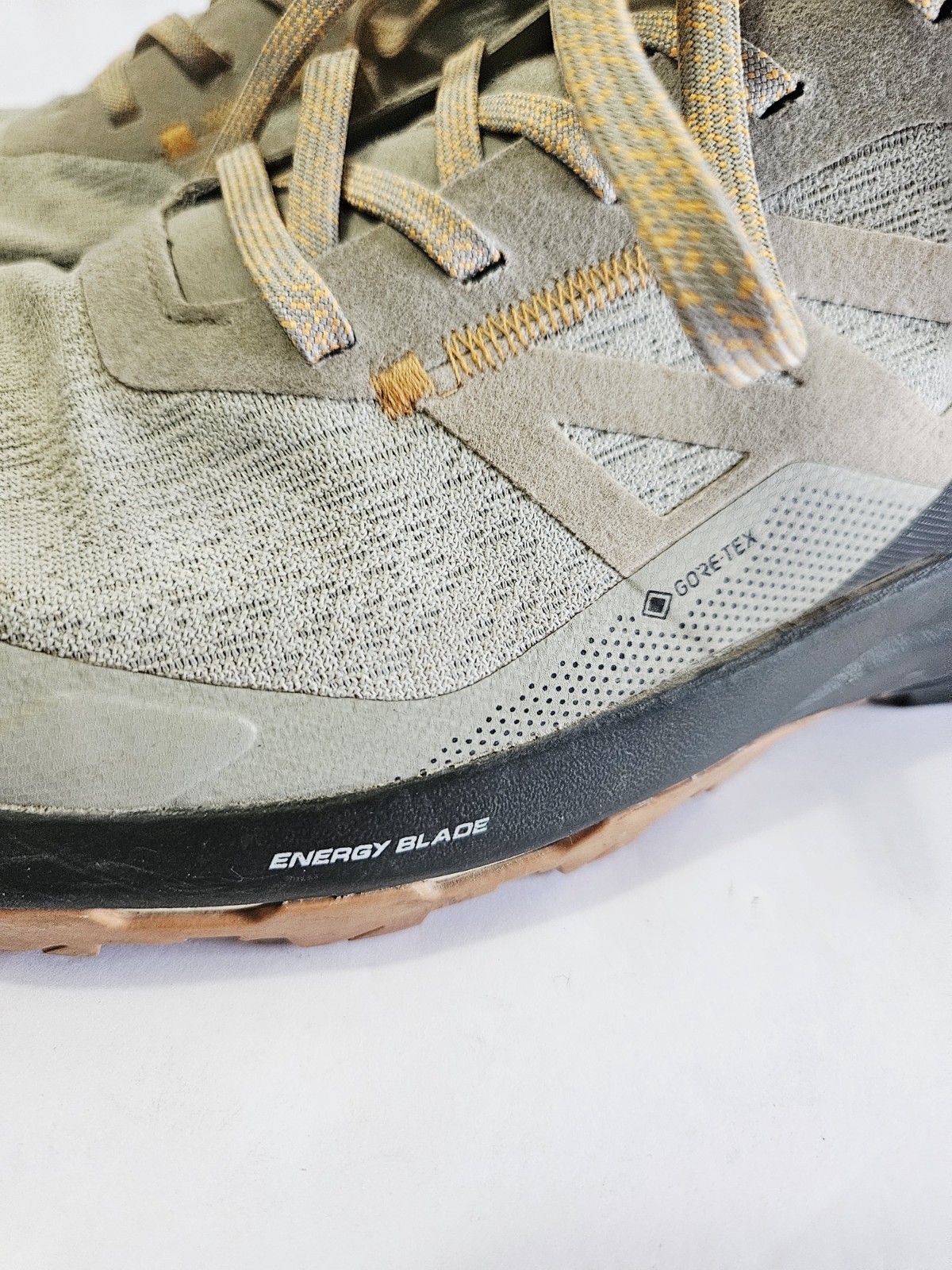 Salomon OUTpulse Mid GTX Women's Hiking Boots, Size 11 Gray Beige 