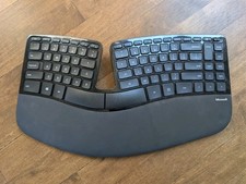 Microsoft Sculpt Ergonomic Desktop Keyboard O...