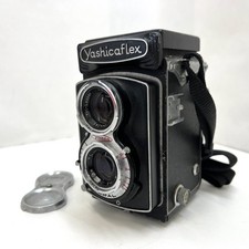 YashicaFlex TLR Film Camera Yashikor 80mm f3.5 120 Medium Format Used Japan