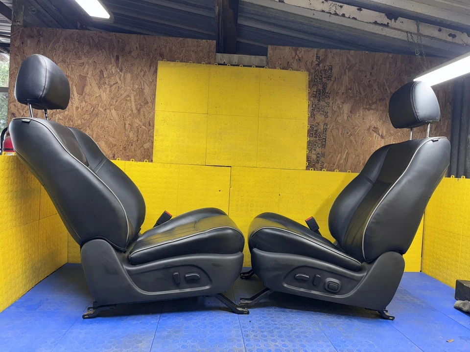 Conjunto de assento 17-20 OEM Infiniti QX60 dianteiro traseiro e 3ª fileira couro preto - Imagem 4 de 4