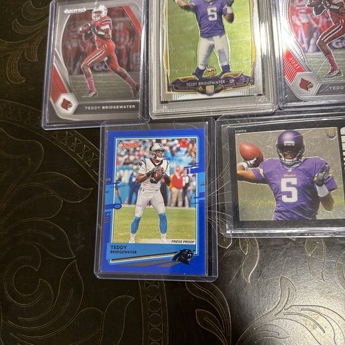 Lotto carte teddy bridgewater Rookie, classificate PSA, parallele, cromate - Foto 4 di 5