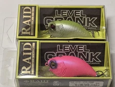 Raid Japan Lot of 2 Level Crank 3/8oz Pearly Chart Pink Bone New in Package