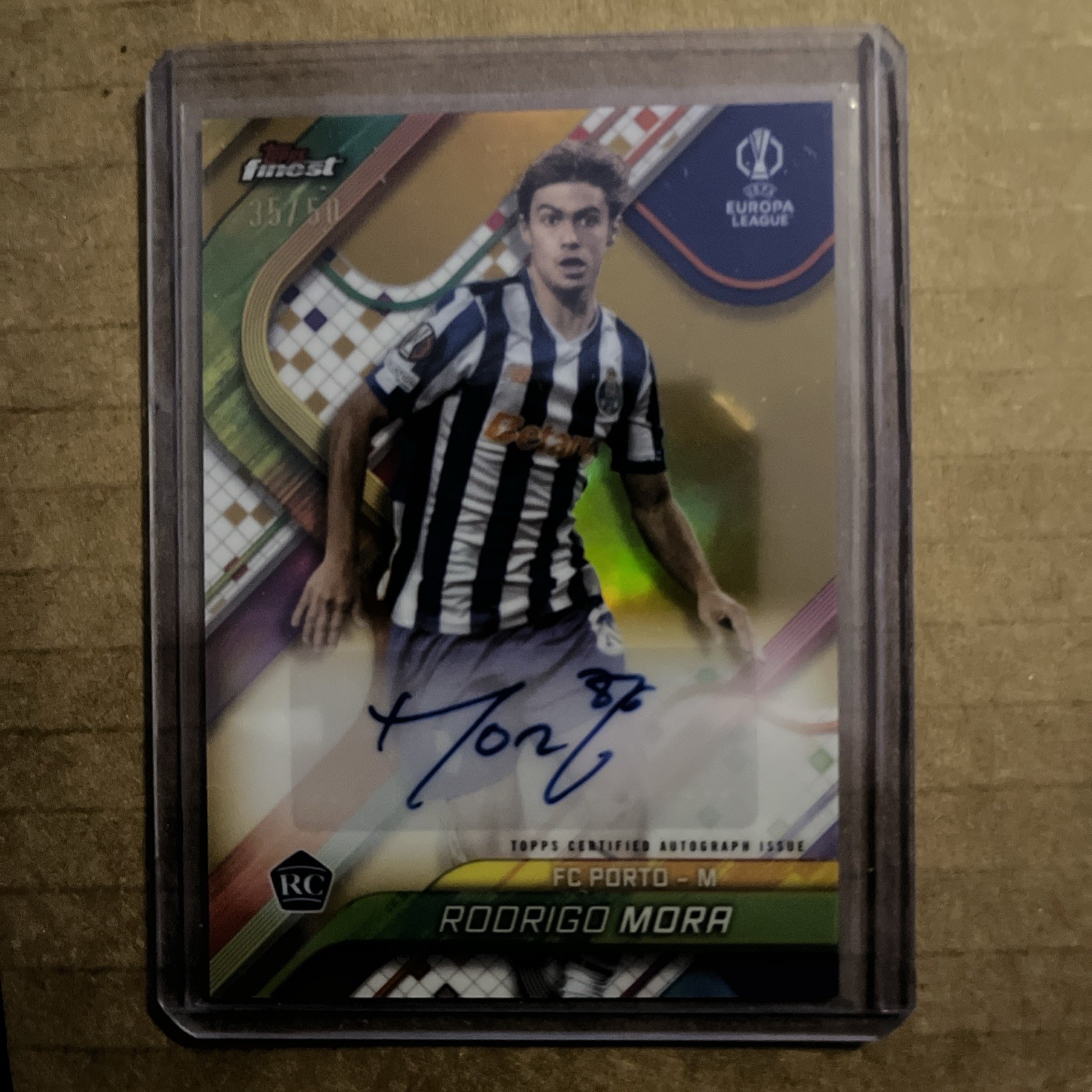 2024-25 Topps Finest Uefa Club Comp Auto Rodrigo Mora #BA-RM Gold Refractor /50 