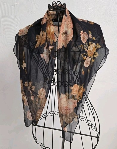 Gorgeous Vtg Ralph Lauren Floral Large 34” Silk Scarf With Hand rolled edges - Picture 1 of 11