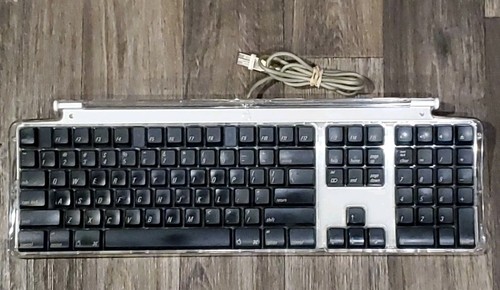 Vintage 2000 Apple Pro Keyboard Model M7803 - Picture 2 of 5