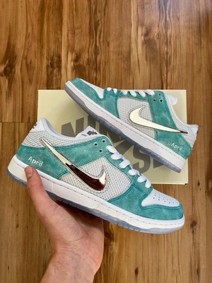 Nike SB Dunk Low x April Skateboards Turbo Green Silver   Men s EU 43 / US 9.5