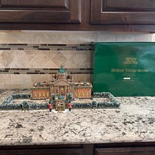 Dept 56 Dickens Village RAMSFORD PALACE  1996...