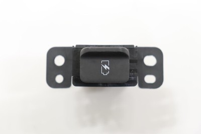 2018-2020 NISSAN ARMADA CENTER CONSOLE ACCESSORY USB POWER OUTLET OEM 253315NA1A