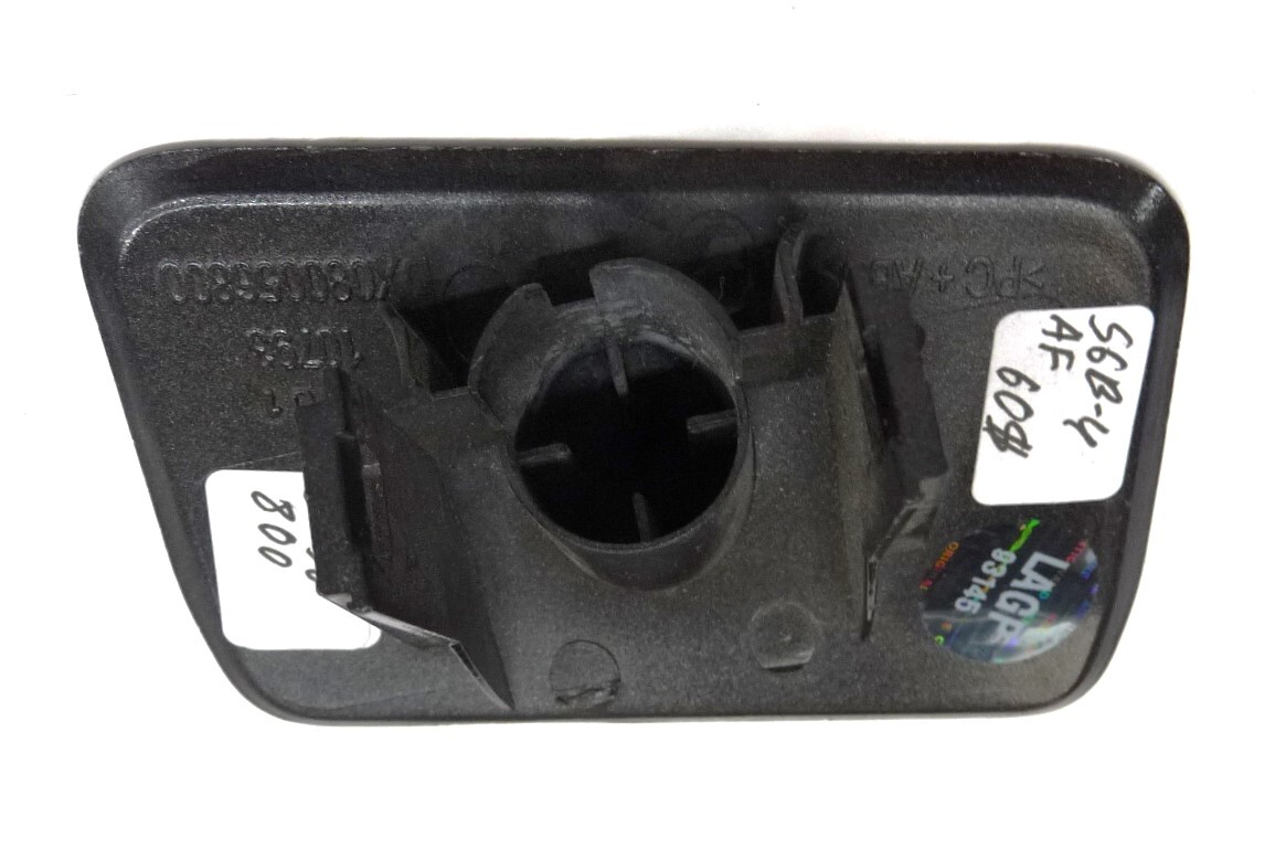 2014-2016 Maserati GT Front Bumper Headlight Washer Cover Right 80056800 OEM A1