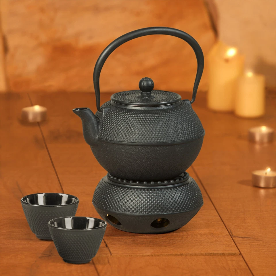 Dimono Teeset aus Gusseisen mit Teekanne, Stövchen und 2 Teebechern Geschenkset - Bild 2 von 3