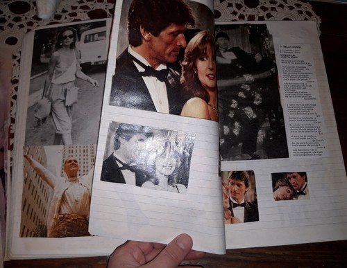 quadernone con foto Loretta Goggi anni 70 e 80 31 pagine - Foto 2 di 8