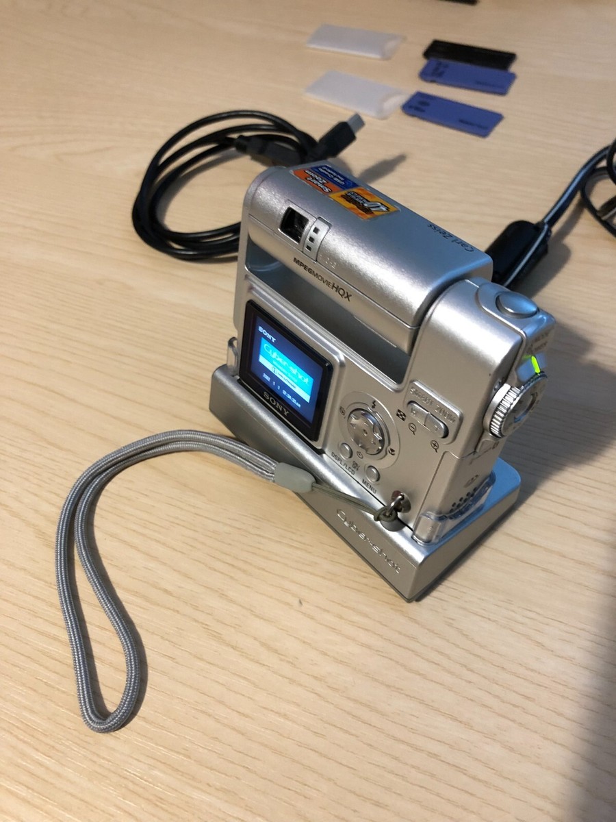 【極希少】Sony Cyber-shot DSC-F77 DSC-F77 商品の写真 | デジタルスチルカメラ Cyber-shot