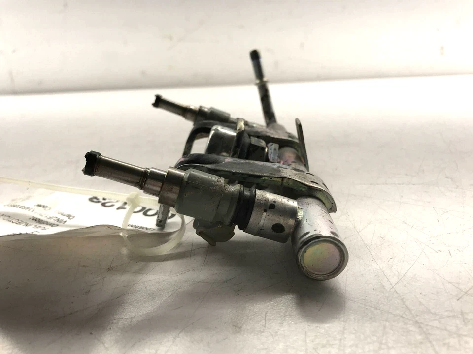 Arnés de presión de riel de inyección de combustible SCION FR-S 2015 con inyector y sensor 2,0 L Foto 4 de 4