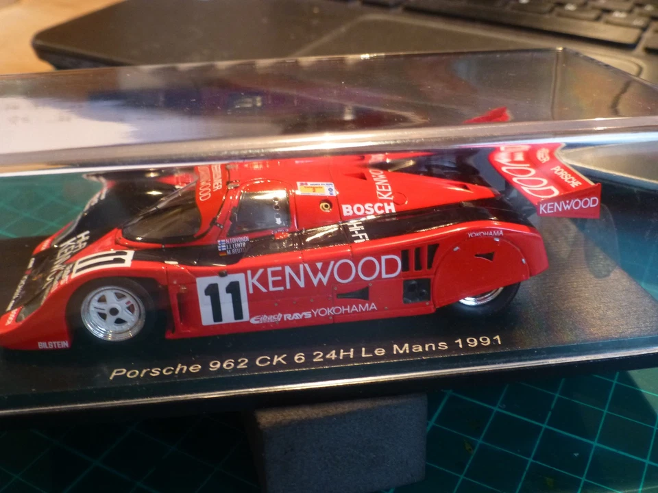 Spark S9885, Porsche 962 CK 6 N° 11 24H Le Mans 1991 , 1:43, neu - Bild 3 von 4
