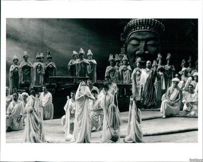 1994 Ainhoa Arteta Hao Jiang Tian Seattle Opera Wa 8X10 Historic Vintage Photo
