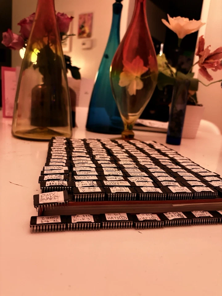 135 EPROM alternativas para un tambor LM2 Linn DMX DX 808 909 baterías Digi Foto 2 de 4