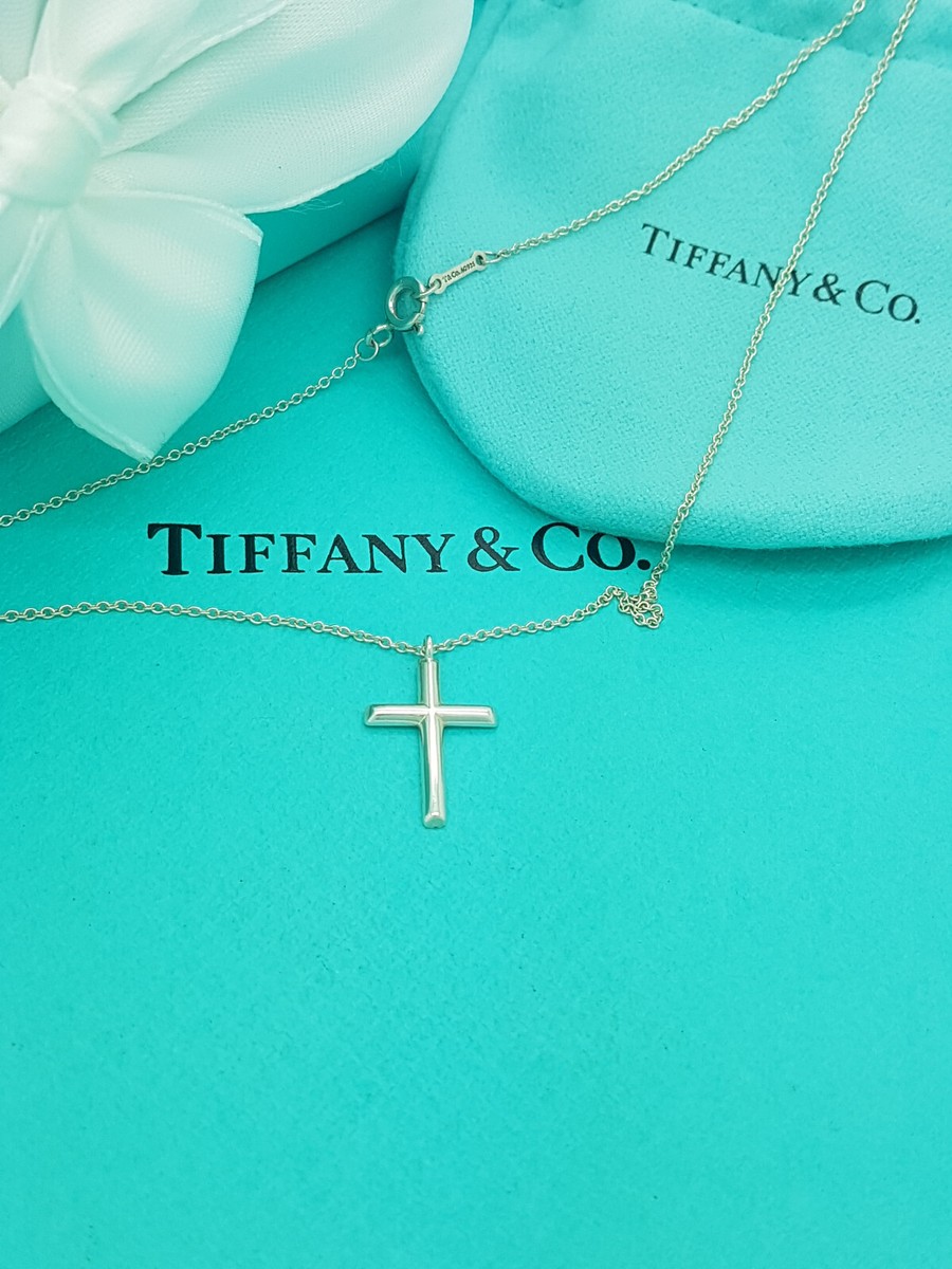 Tiffany & Co. Silver Paloma Picasso Small Tenderness Cross Pendant
