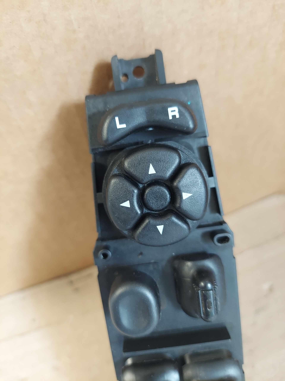 Picture 2 of 6