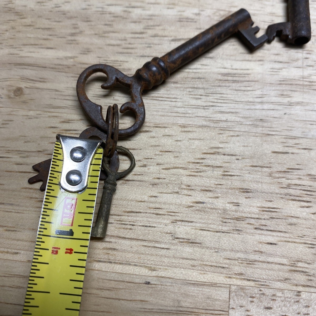 Vintage Antique Skeleton Keys lot 4 Keys | eBay