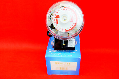 Sangamo Q555.2.11 24hr RPTS 2 On/Off 4 Pin Base Timeswitch