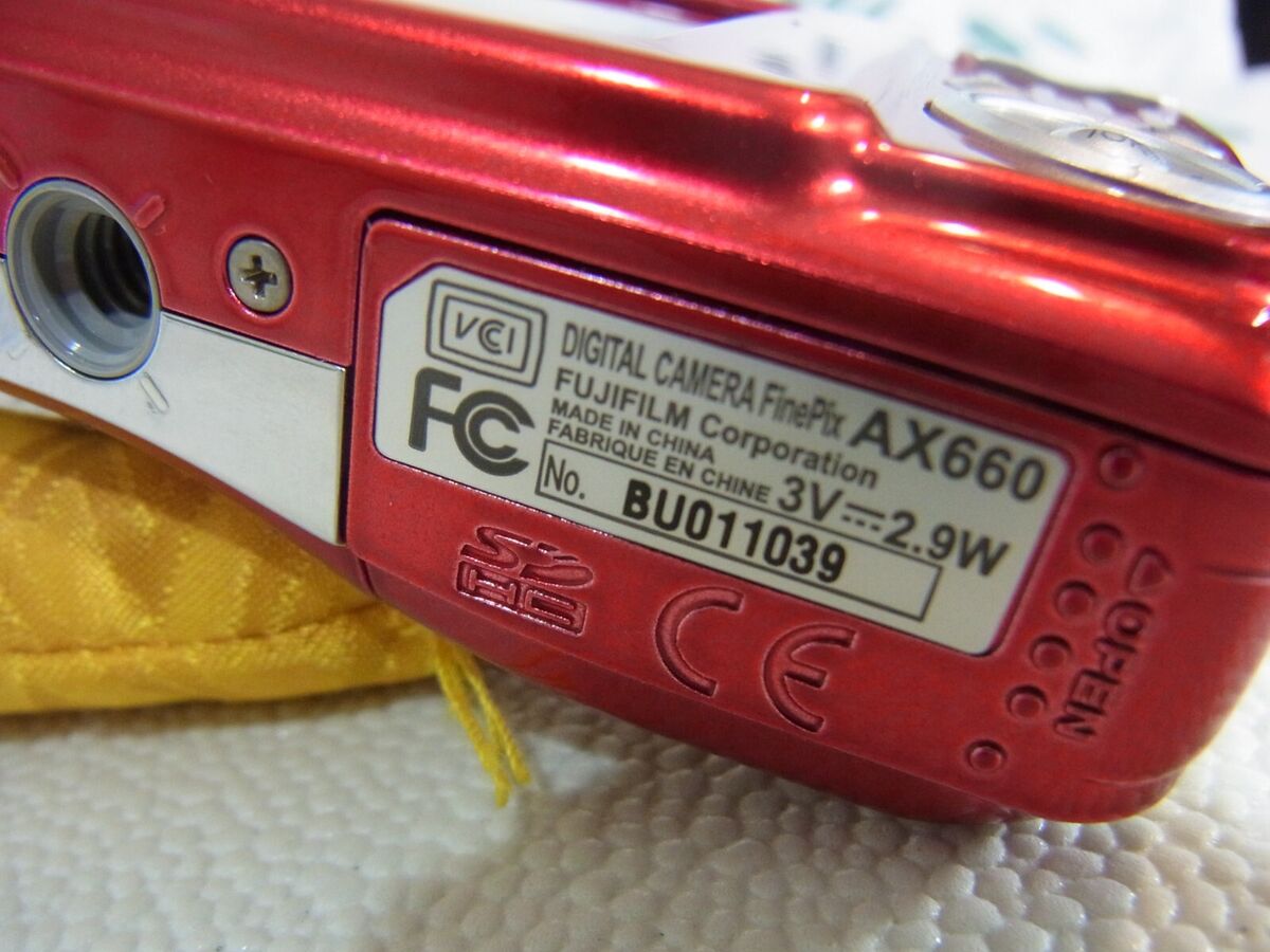 FUJIFILM FinePix AX660,RED,5x,2.7in,14MP Excellent from FUJIFILM FinePix AX660,RED,5x,2.7in,14MP Excellent from