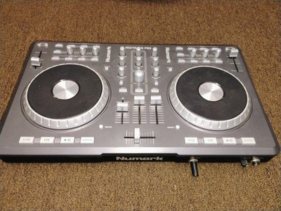numark mixtrack pro dj controller