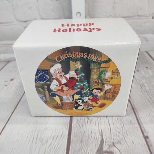VTG Disney Japan 1989 Christmas Pinocchio & Geppetto Coffee Mug 8oz with Box