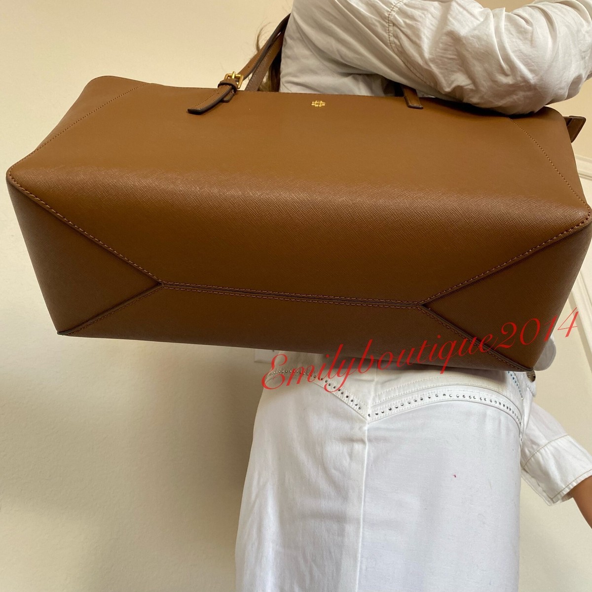 Tory Burch 134836 Emerson Large Tote Moose Brown Saffiano Leather Tory Burch 134836 Emerson Large Tote Moose Brown Saffiano Leather