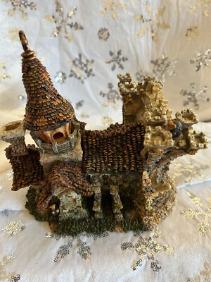 Wizards Castle Boyds Bears Collectible Detailed Stonework Removable Roof