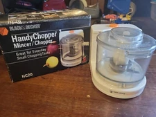 Black & Decker Handy Chopper Food Processor Model HC-20 With Box Tested WORKS!