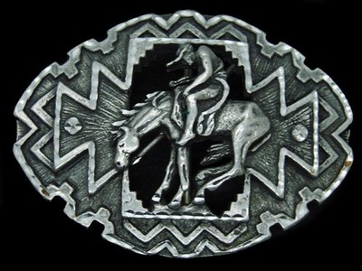 TC13129 VINTAGE 1995 **END OF THE TRAIL** INDIAN ARTWORK PEWTER BELT BUCKLE