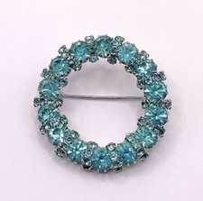 Vintage Silver Toned Light Blue Rhinestone Circle Wreath Styled Pin Brooch