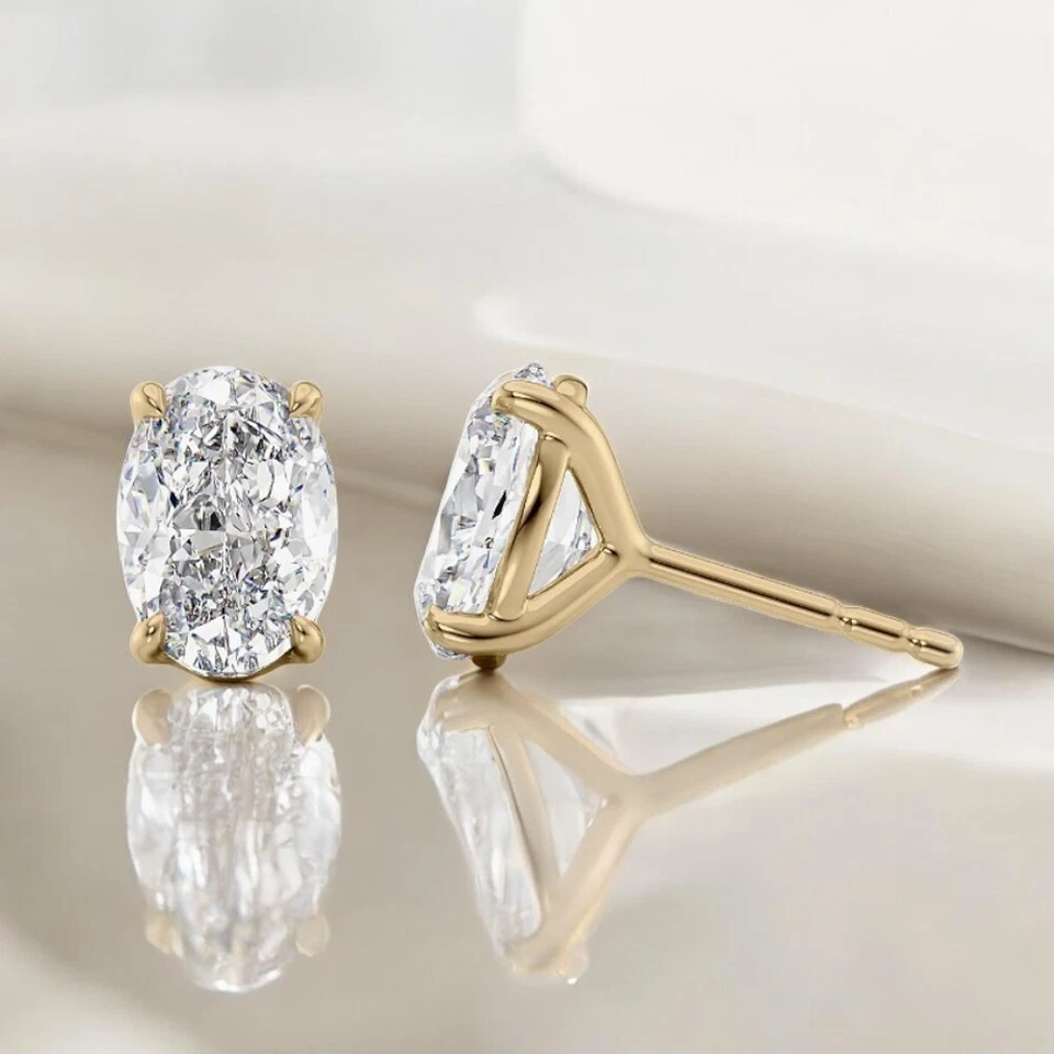 18k Yellow Gold Women Earring Lab Grown Oval Cut Diamond 2.00 Ct IGI  Certified - Image 2 of 4