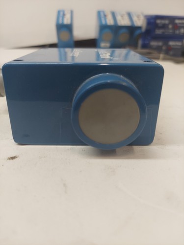 Hyde Park SM556A-499 Superprox® Ultrasonic Analog Sensor 15-24 VDC - Picture 8 of 9