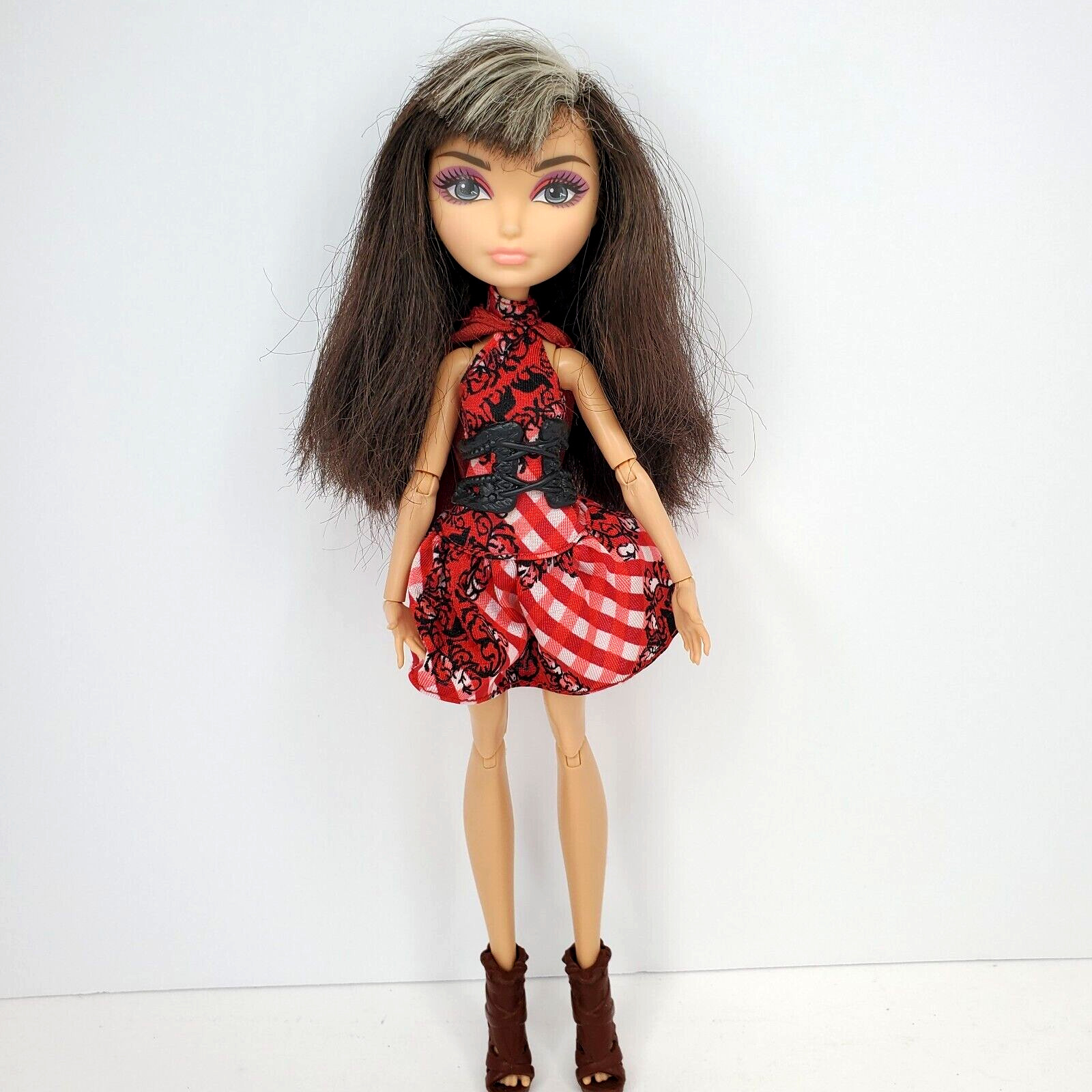 Ever After High Enchanted Picnic Cerise Hood Doll