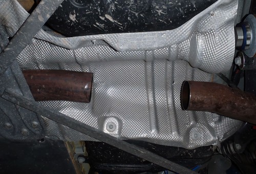 BMW M135i Centre resonator mid silencer delete pipe deres pipe - Picture 3 of 4