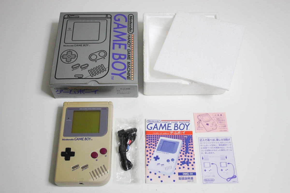 Nintendo Game Boy Original Hadheld Console DMG-01 Complete in Box 