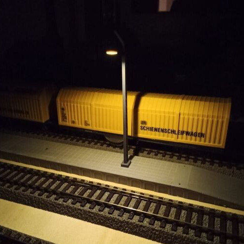 1 Gittermastlampe einflammig Gittermastleuchte H0 Beleuchtung Bogenlaterne Lampe